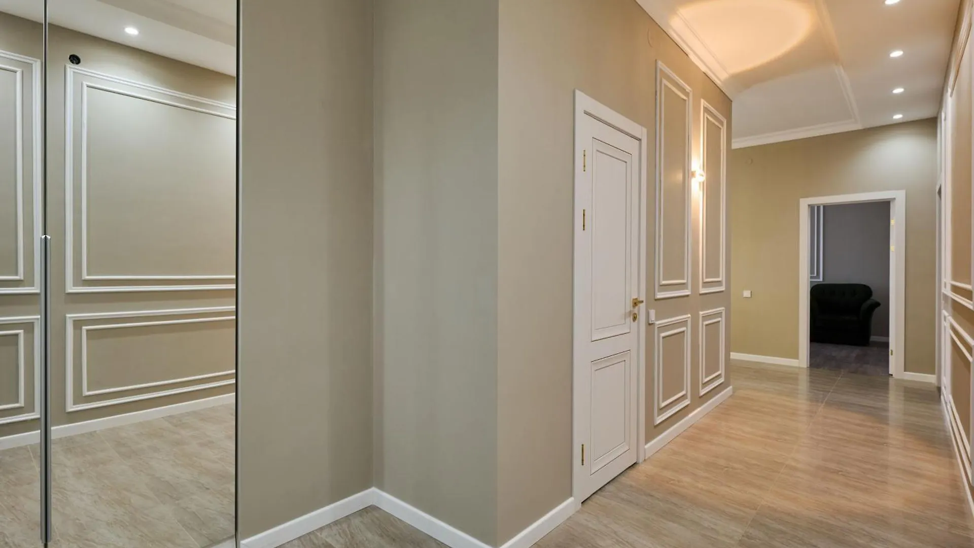 Five Business-Class Rooms In R-House Near Mega Center Ałma Ata Apartament